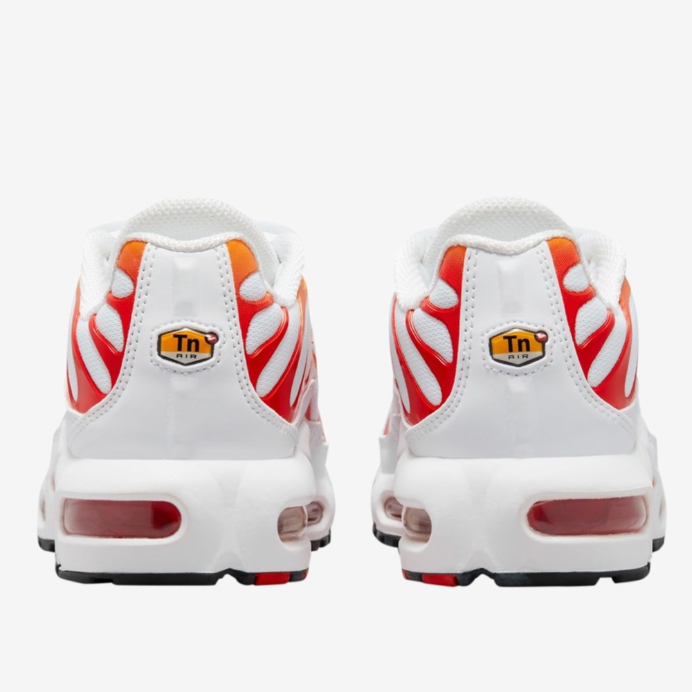 Nike Big Kids Air Max Plus EMEA FN3857 100 - Picture 3 of 5